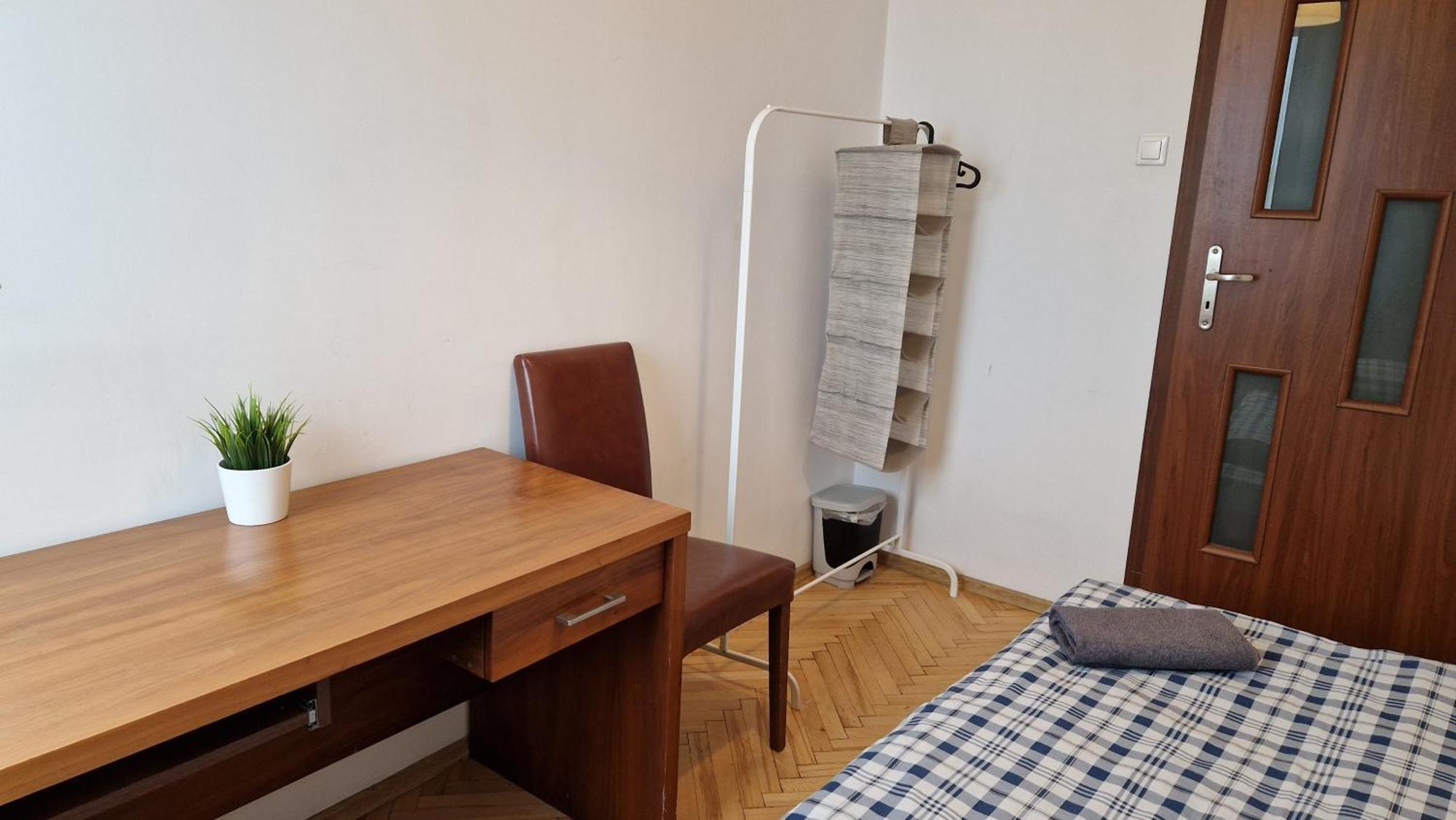 Niebieski Meander Blisko Metra Warszawa